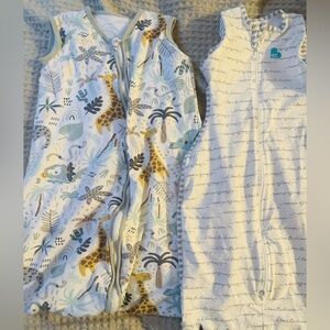 SOLD ON MERCARI || Set of 2 6-12 M Unisex Sleepsacks